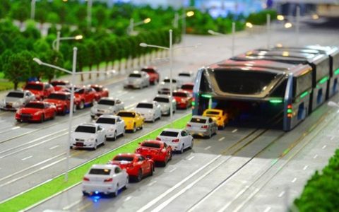 设计方技术顾问首次回应质疑:“巴铁”只是一辆模型试验车