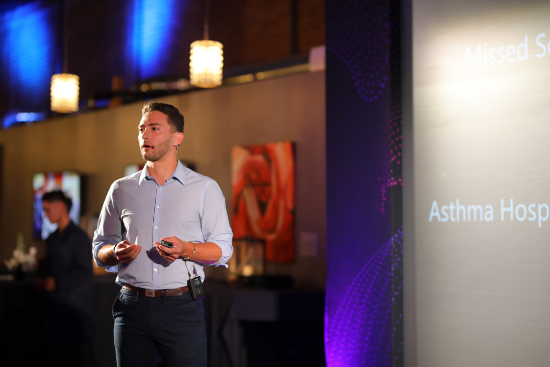 SEED AWARD 2019北美复选现场作品燃炸观众