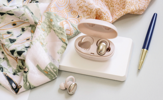 1MORE万魔耳机品牌关注度超Apple，成品牌关注度第一