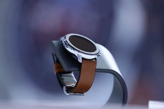 功能全面续航24天，华米科技Amazfit GTR智能手表999元热卖中