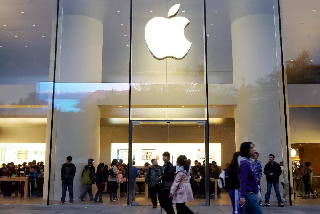 苹果发财报，iPhone销量下滑可能是利好