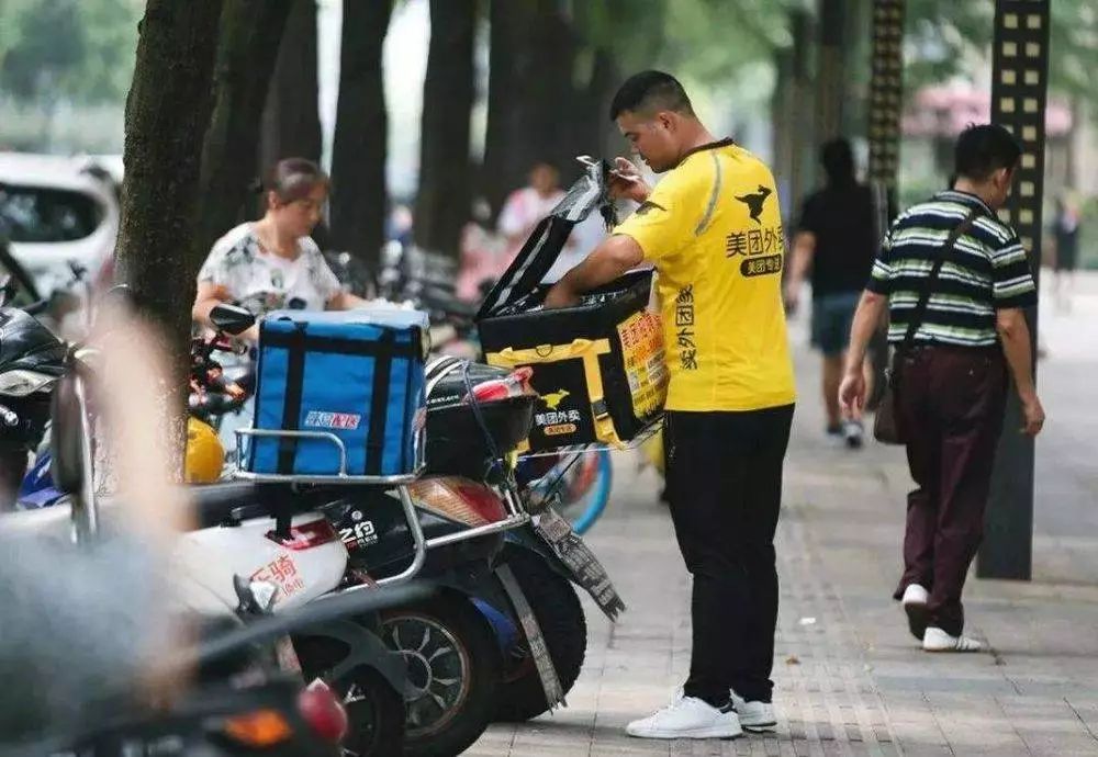 铁打的乌镇，流水的大佬，迭代的互联网