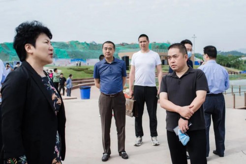 莲湖展卷，宏义集团礼献达州