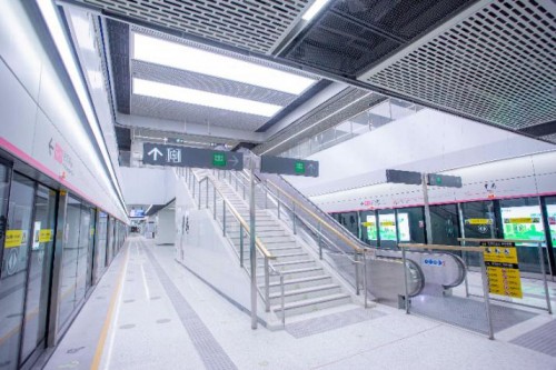 今天起，在深圳地铁体验5G+城轨云！