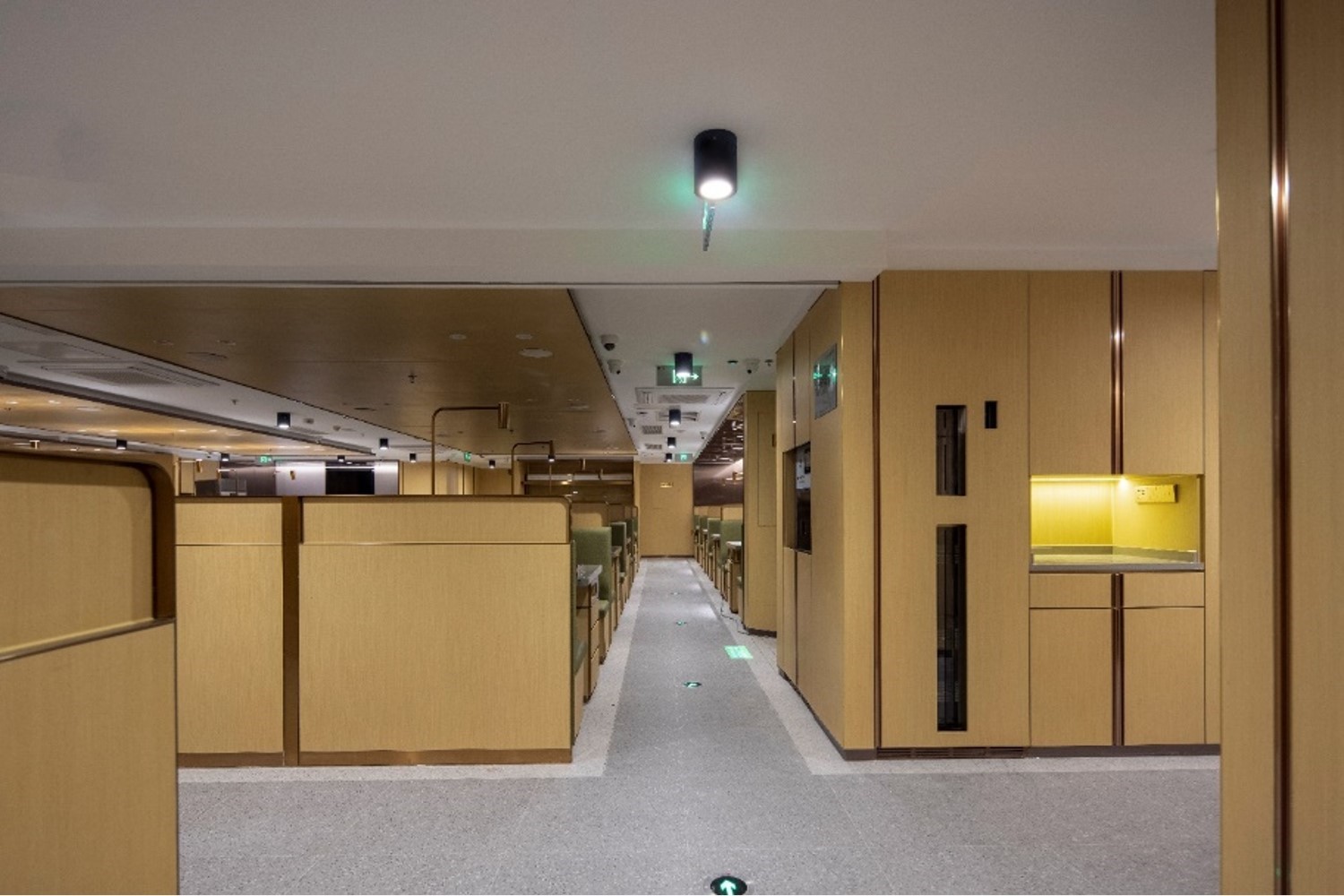 2020第四届全装修产业领袖峰会盛大启幕，欧普智慧消防守护美好生活