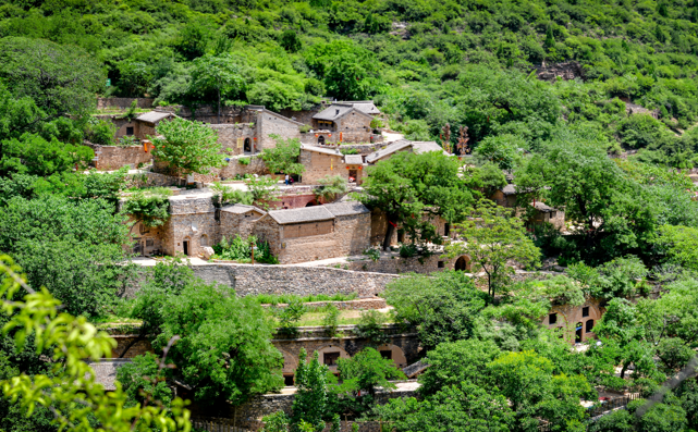 即刻前往云丘山，用镜头记录下你所向往的云端生活