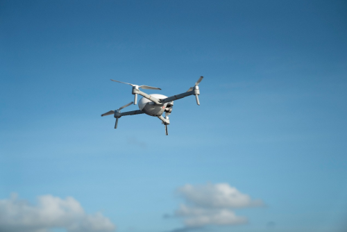 引领智能飞行新时代 臻迪科技发布PowerVision“真·无人机”系统