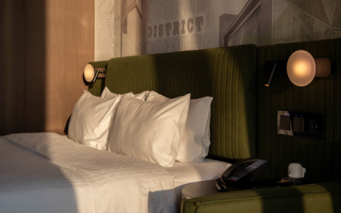 一句熟悉的呼唤，让酒店化身“家外之家”